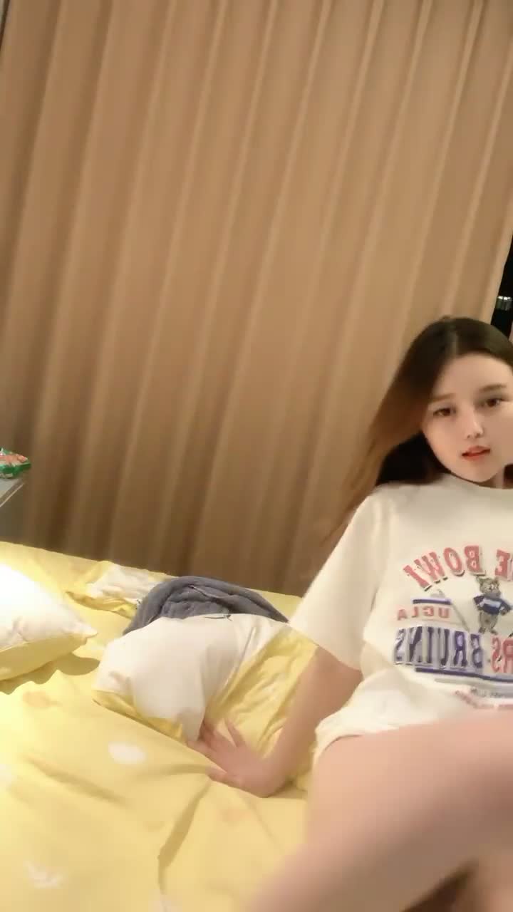 1 (17)