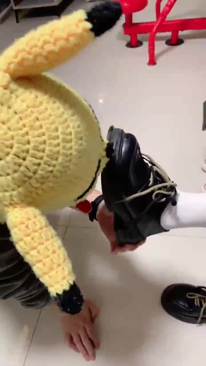 与精神小妹的那些事  ——花羽素人首次尝试tj

时长 34min

精神小妹队列1成员
群调 踩脸 帆布鞋 小皮鞋 舔鞋 棉袜 裸足 舔脚