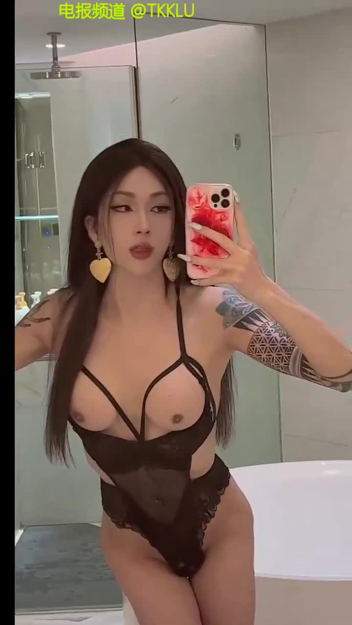 #国产TS #国产美妖 #人妖女王国产网红TS-高颜值人妖女王-性感黑丝大屌自拍诱惑撸管