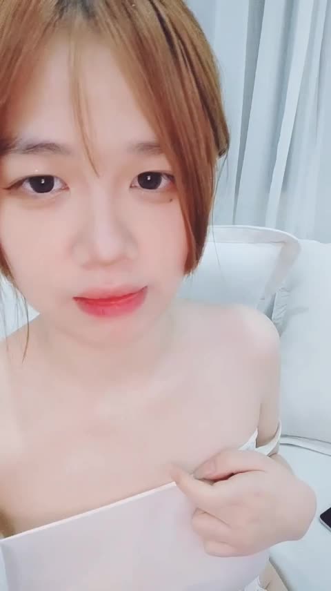 #颜宝 呆萌美少女速游VPN跑满千兆只做最快