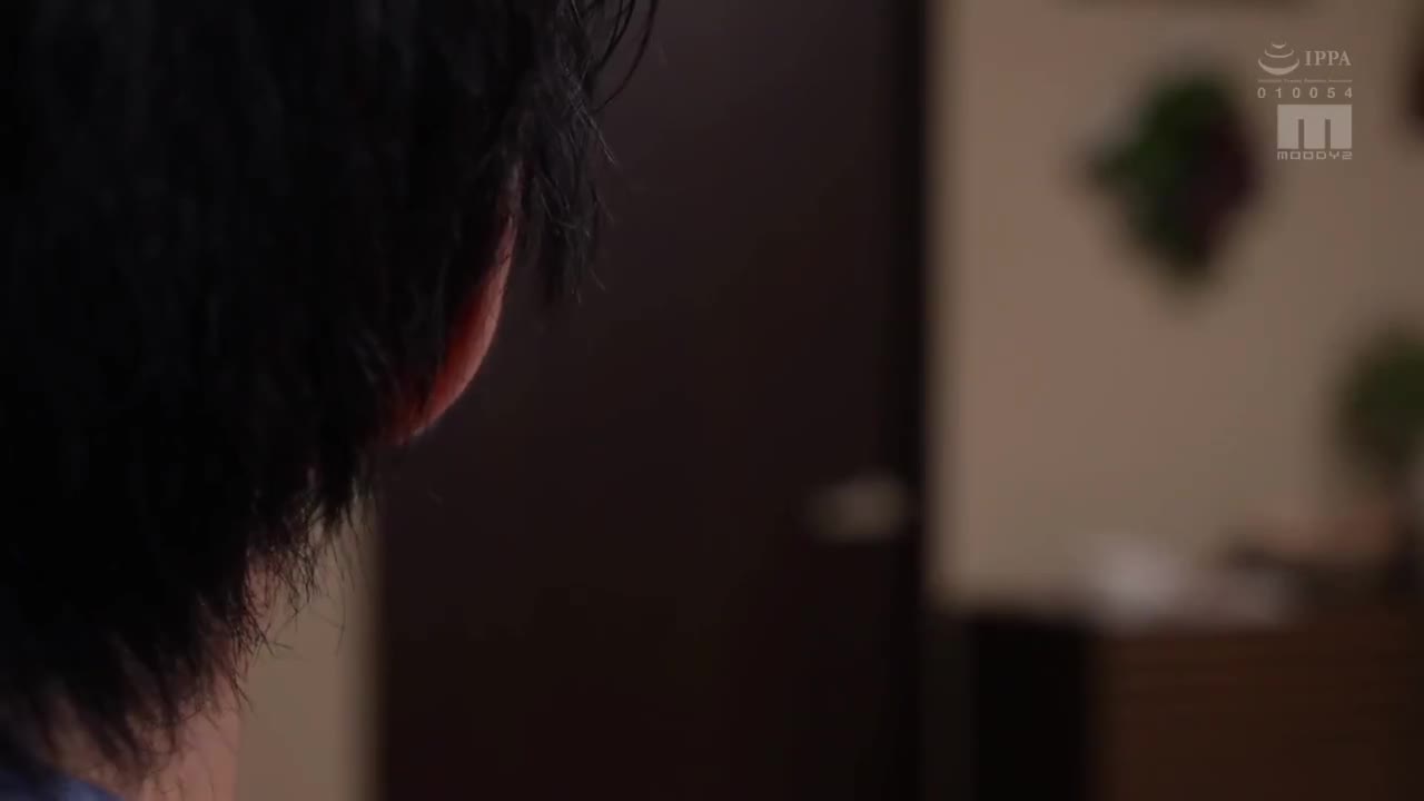 2024-05-07 -140标题：我目睹了身为尼特族哀悼者的姐姐自慰，我的理性崩溃了。我没有注意到我姐姐正在高潮，活塞爆炸了類別: #單體作品, #自慰, #亂倫, #苗條, #妹妹, #美少女電影, #無碼破解 #无码破解 #中文字幕演员：#石川澪