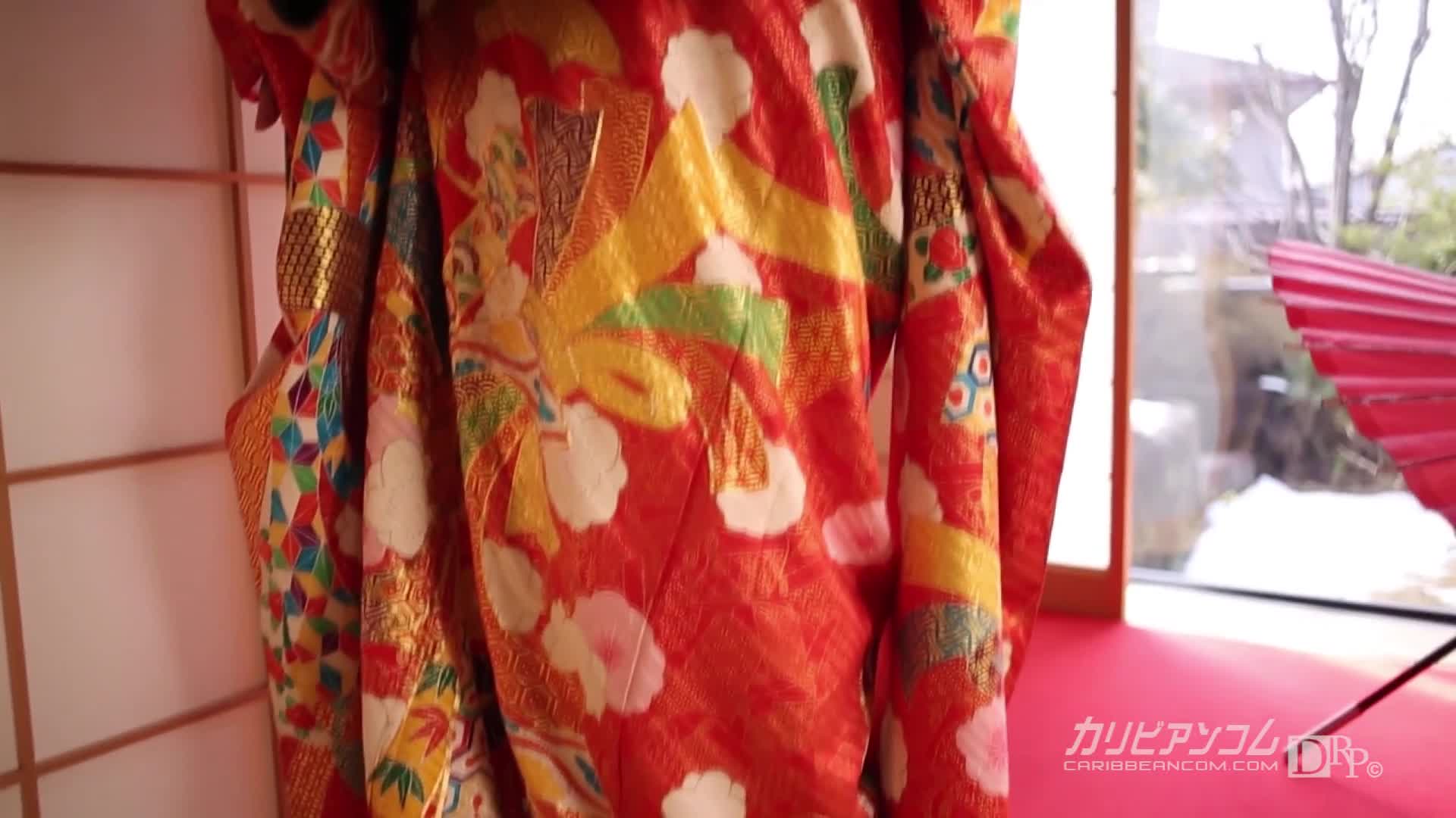 妖娆的花魁#大乔未久 #无码 #推荐021015-803 #加勒比 乳交 性感 美腿 足交 和服 淫荡 淋浴