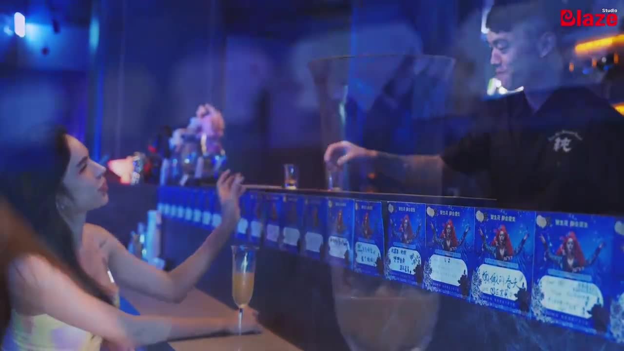 ri.bi-泰国极品大屌尤物御姐人妖伪娘TS「Teacher Praew」捡尸一个酒吧落单的醉酒美女没想到是个人妖，激情相互操