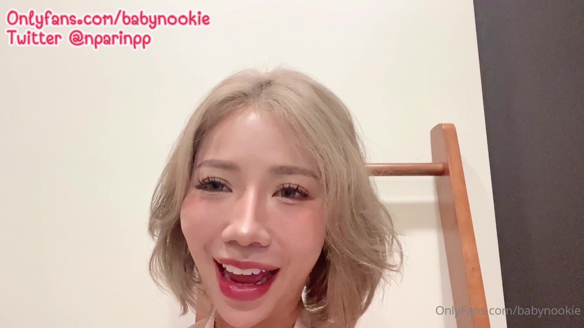 ri.bi-泰国零零后巨乳淫欲痴女「babynookie」OF露脸性爱私拍 巨骚！户外露出商场厕所自慰单男约炮