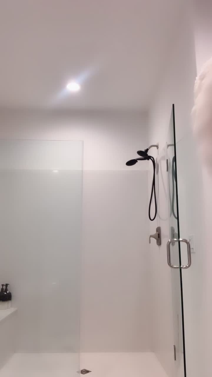 2048.vip-极品颜值女神【童话】 超赞身材 粉嫩美穴太诱人了想吃一口 自慰特写