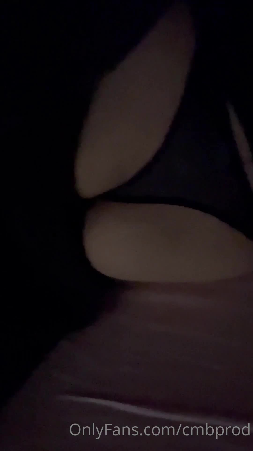 2048.vip-精品推荐 极品香港双人高颜值伪娘博主『cmbprod』最新Onlyfans高价付费订阅福利第二季