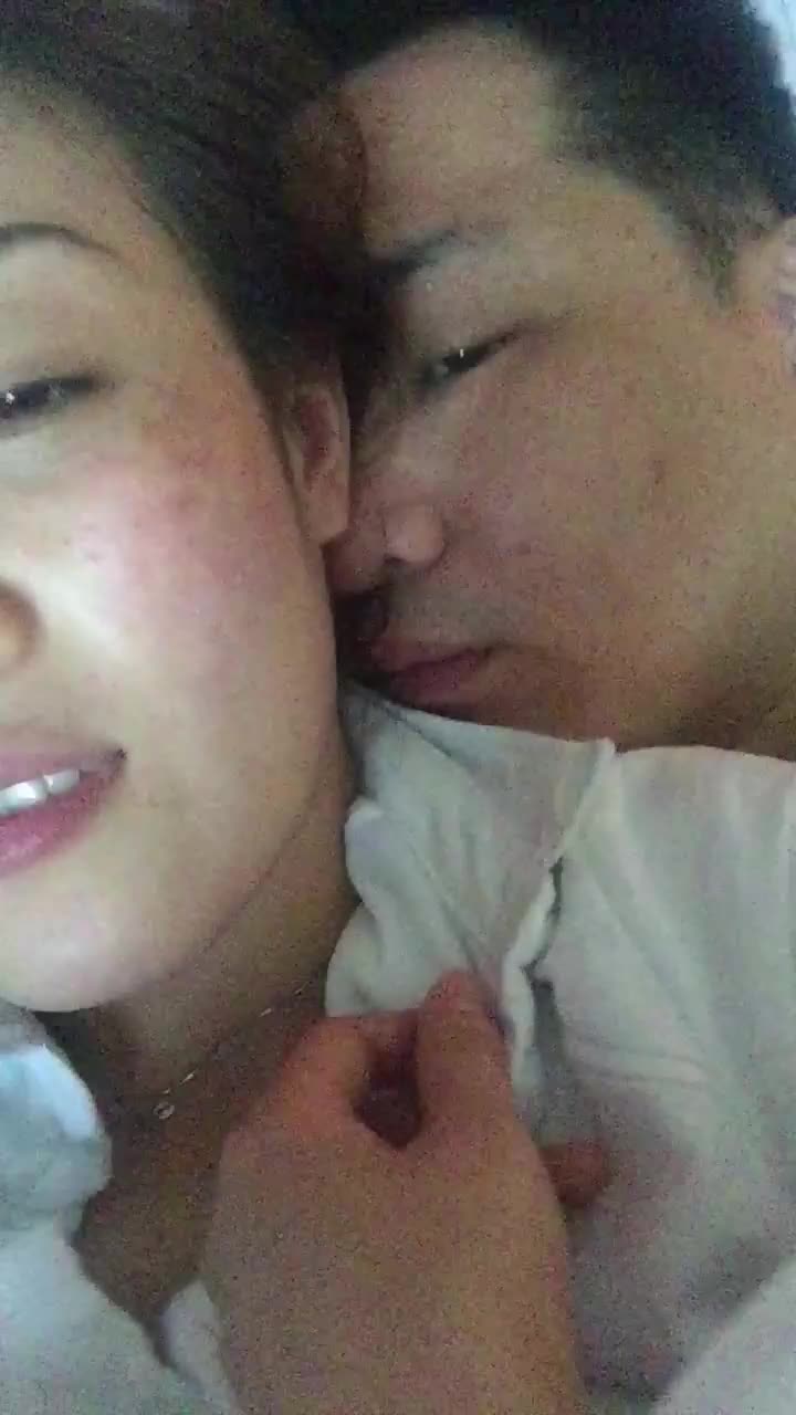 2048.vip-极品少妇 中年夫妻的性爱之旅，女的又欲又骚，激情不断，疯狂舔逼，叫声诱人