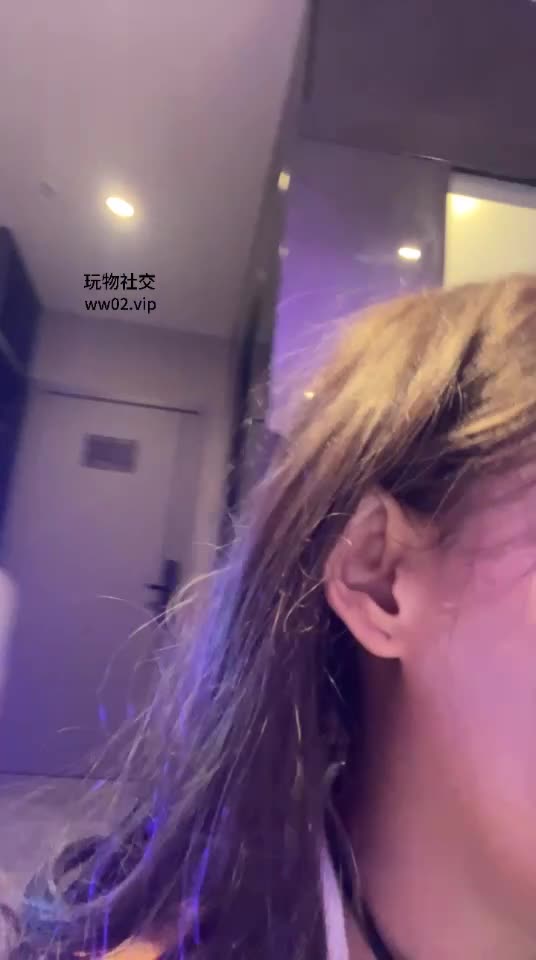 2048.hk@AIUTJ：秘书出轨老板为了升职让废物老公沦为绿帽龟
