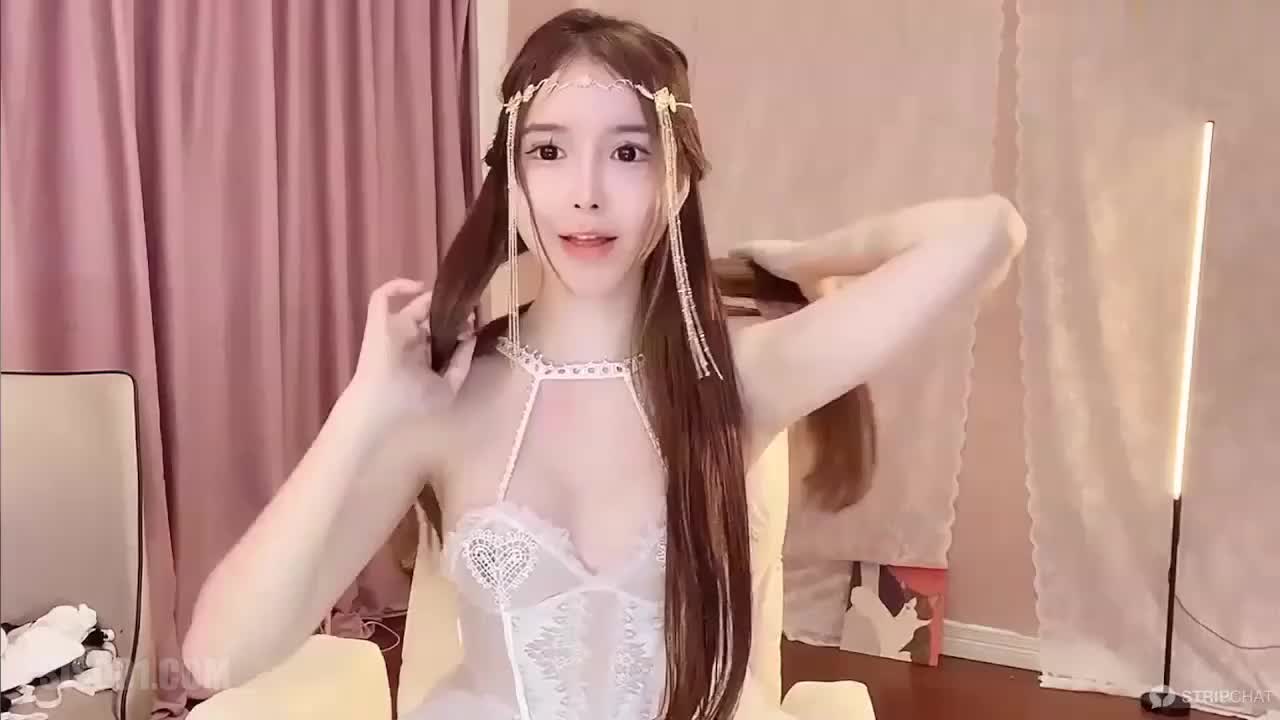2048.vip-Stripchat】“水水流出来了”超可爱长腿甜心少女「Hahaha」西域公主棒棒插穴，高潮潮吹，阴唇外翻痉挛