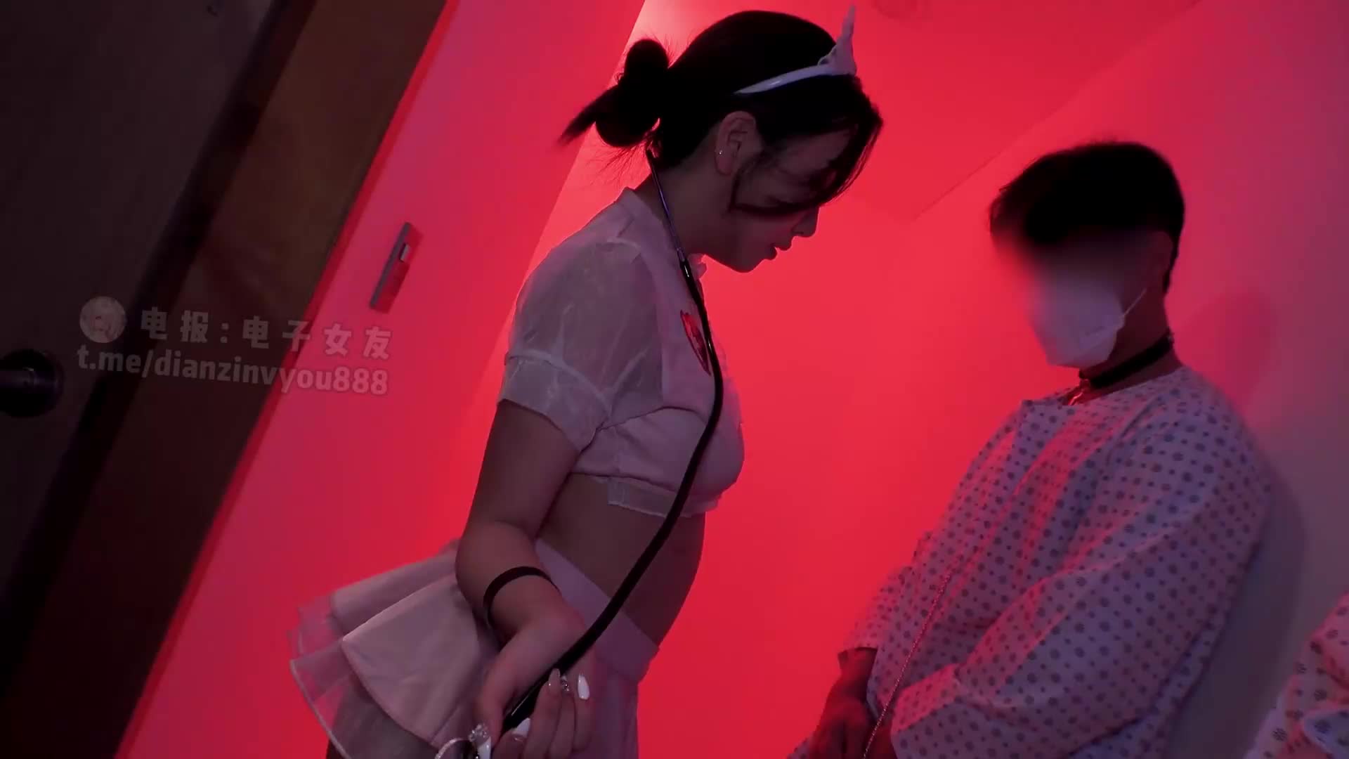 2048.vip-韩国高颜值人气网红，极品模特反差婊「lovechuu」性感护士大战两肌肉男，口爆深喉毒龙调教，全程暴力输出舔舌阿黑颜
