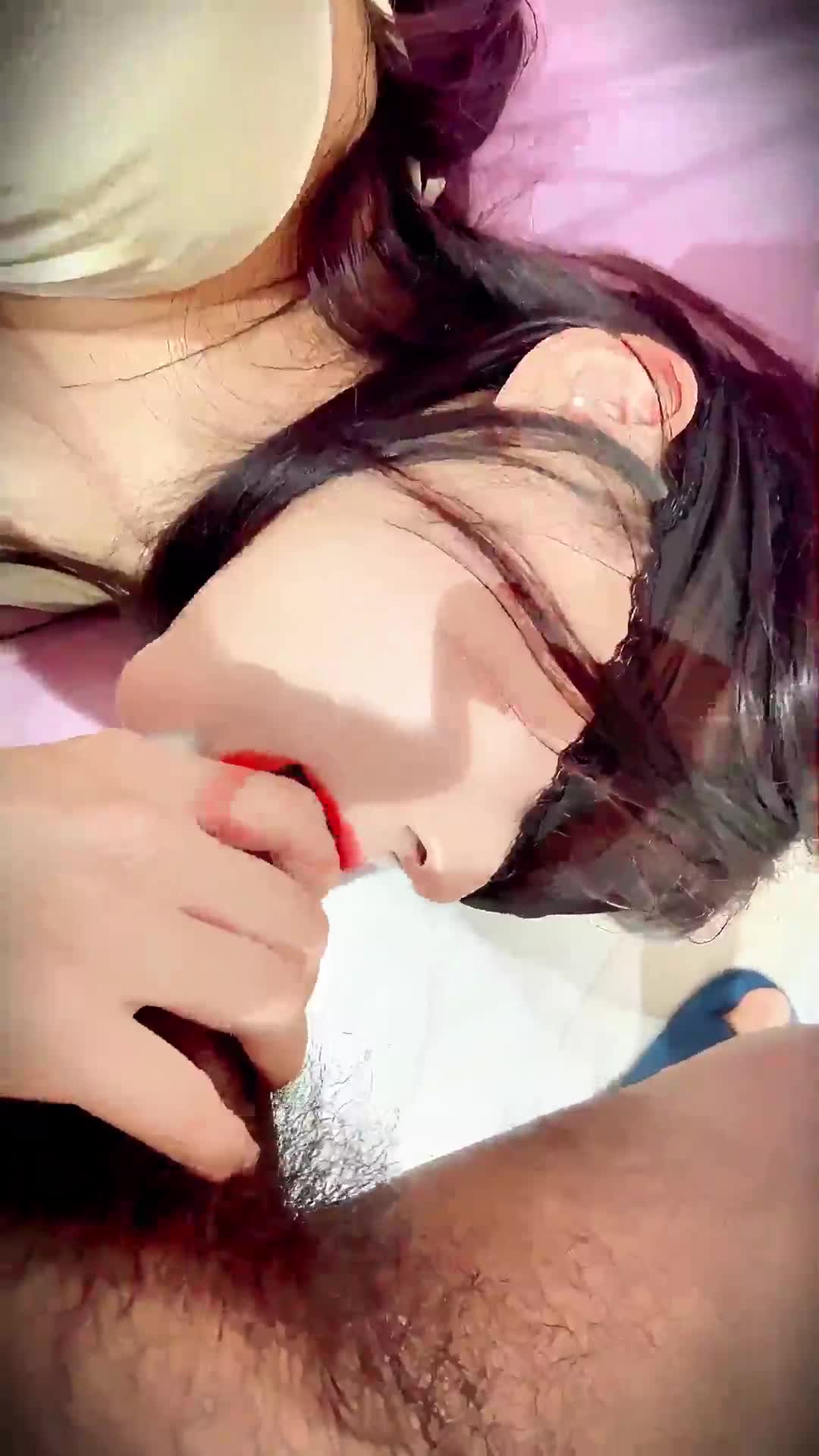 2048.vip-泄密流出 反差婊苗条C杯甜美白皙妹子【晚晚】与男友自拍性爱视频