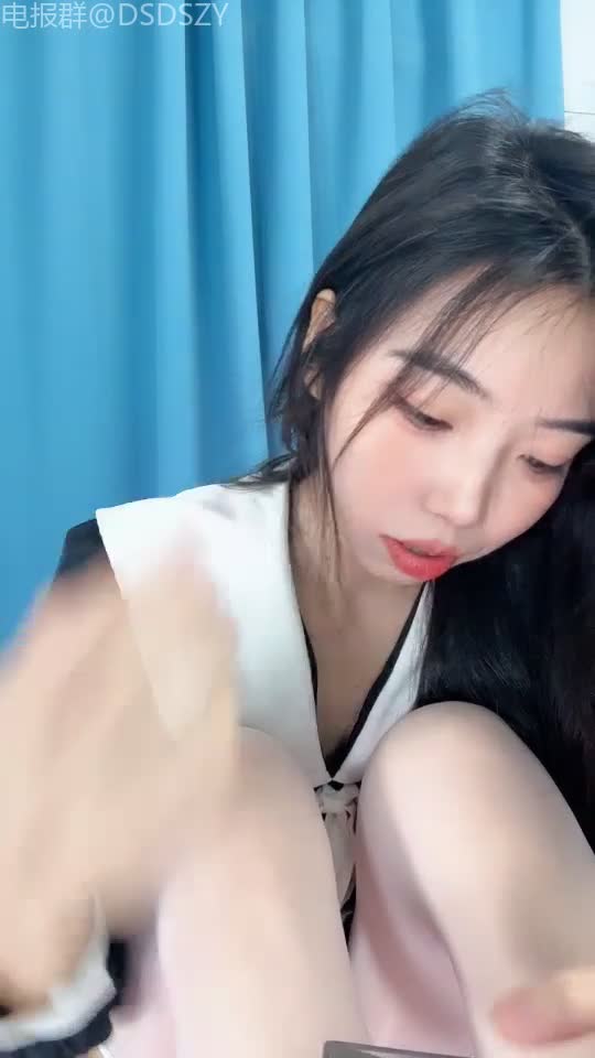 2048.vip-顶级骚浪贱黄渤阿黑颜反差母狗「施施」诱惑丝袜长腿蜜桃臀，舔脚自慰、高跟鞋插逼、约炮足交口爆啪啪【第十六弹