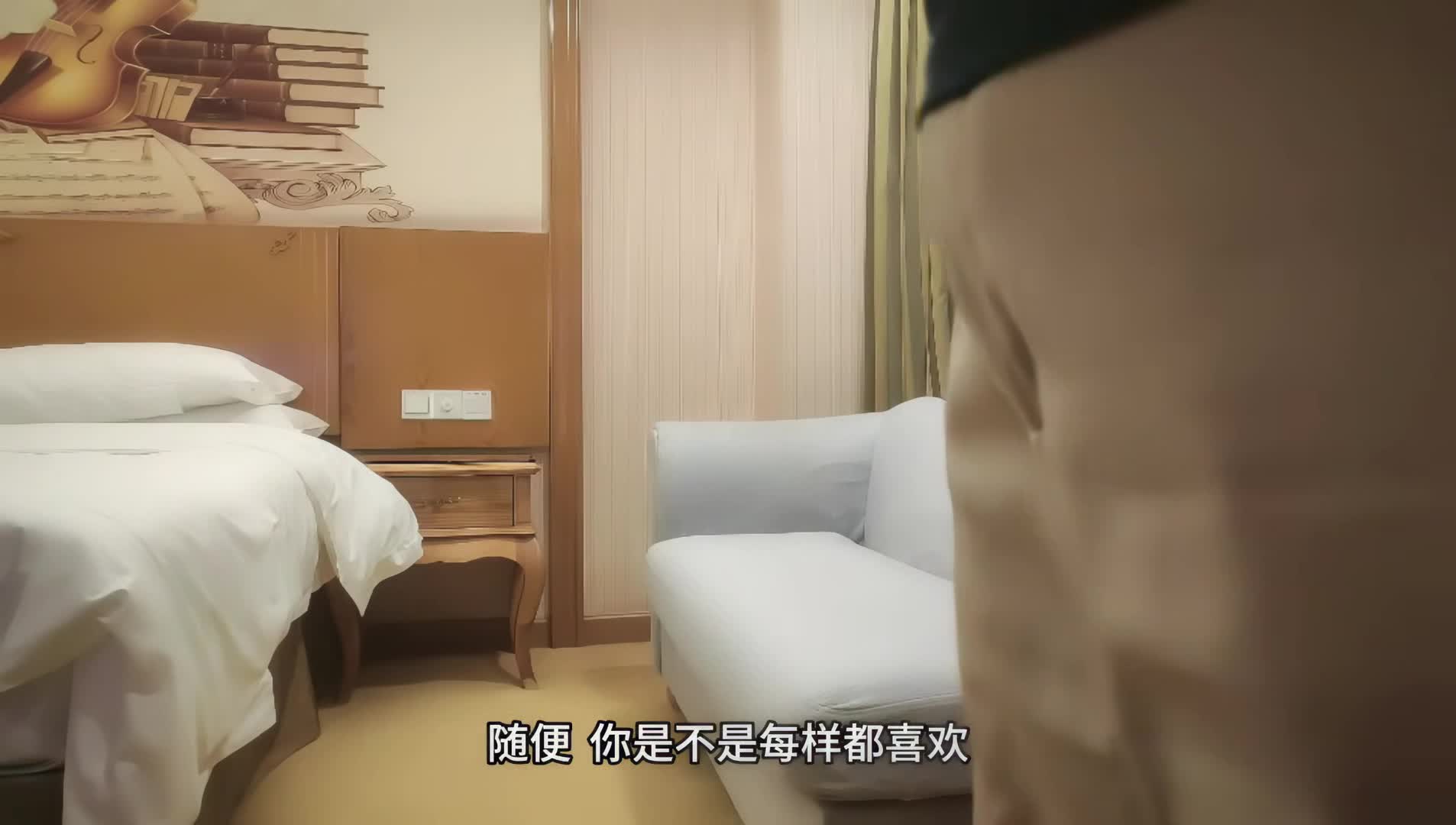 2048.vip-高清字幕】高端外围猎手『小马探花』约极品大三兼职黄发妹，白月光女神被大肉棒操的骚叫不停