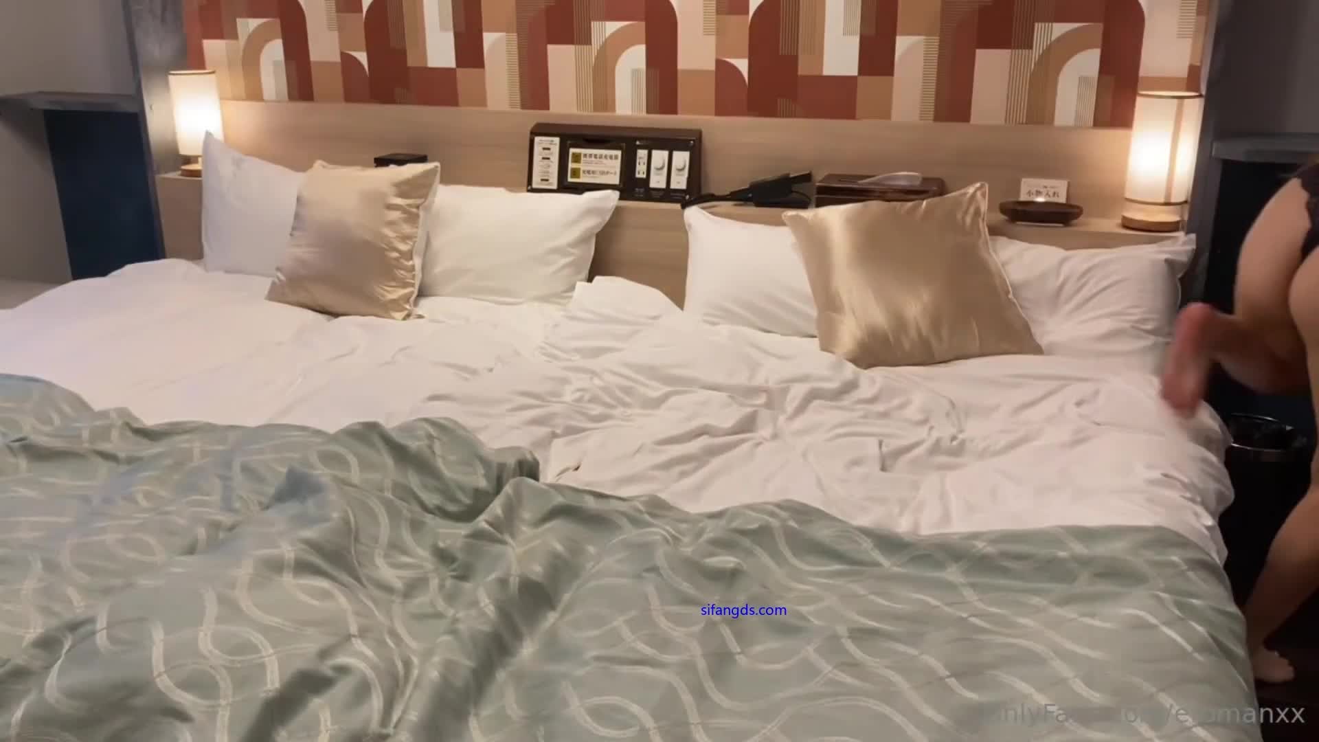 2048.vip-媚黑 娇小日本少女 被黑叔叔的大棒花式抽插 内射流浆