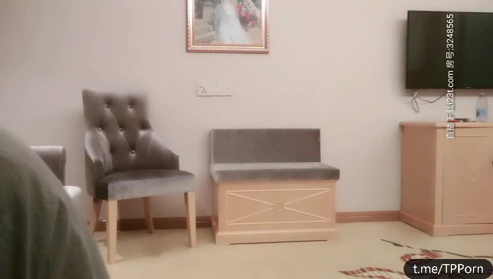 探花酒店网约小姐姐啪啪偷拍 (31)标签： #偷拍 #探花