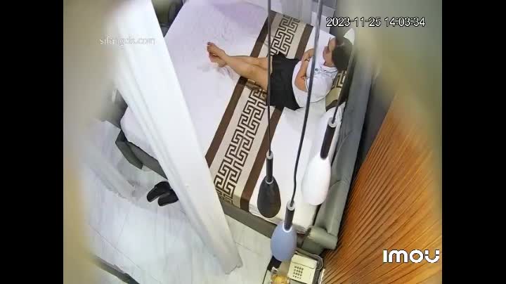 www.98t.la@2023-2024乐橙【 酒店摄像头】精彩酒店 自慰 吞精 无套啪啪啪大合集