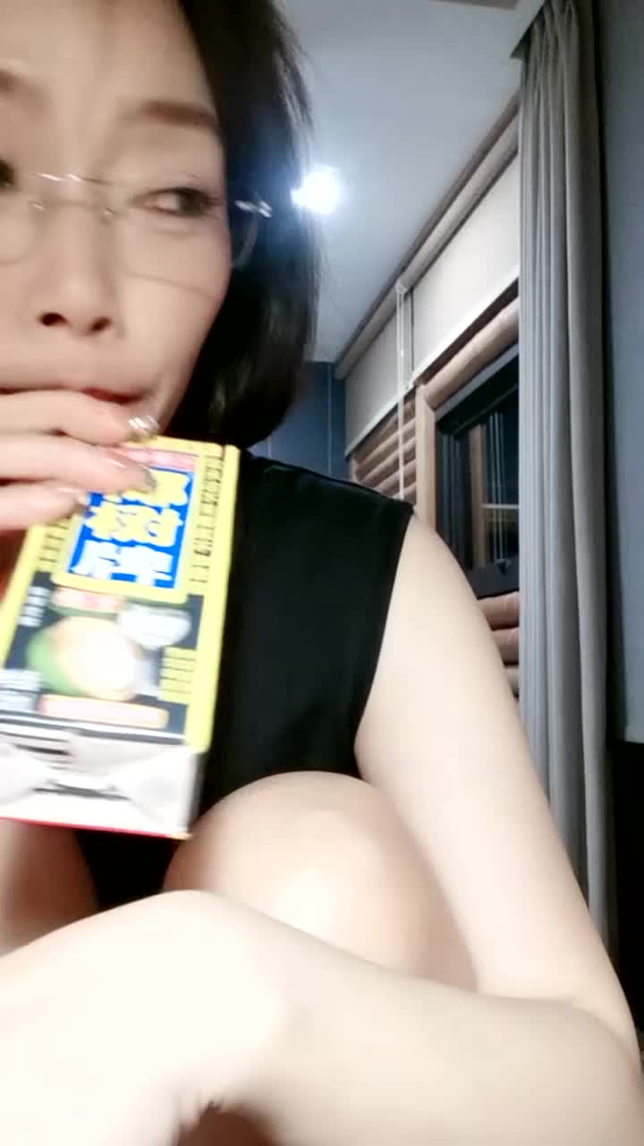 国产新人最美家庭教师反差高颜值美少女安娜宝儿更换情趣制服被小哥哥疯狂输出狠狠地操嫩穴 5标签： #反差婊 #少女 #高颜值 #口爆