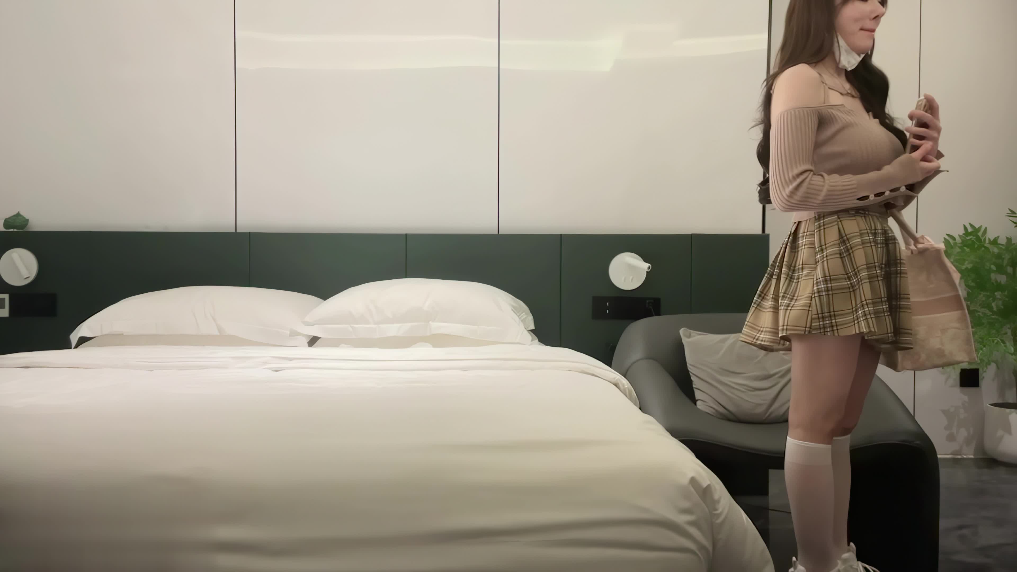 2048.vip-AI增强】杏吧洪七-今天花三千叫了个细致挂硕果的夹子音御姐 说话嗲嗲的哥哥一直叫个不停