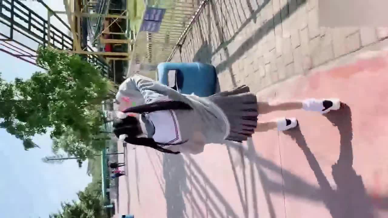 高中校花女友真实反差人前甜美可爱人后淫荡母狗