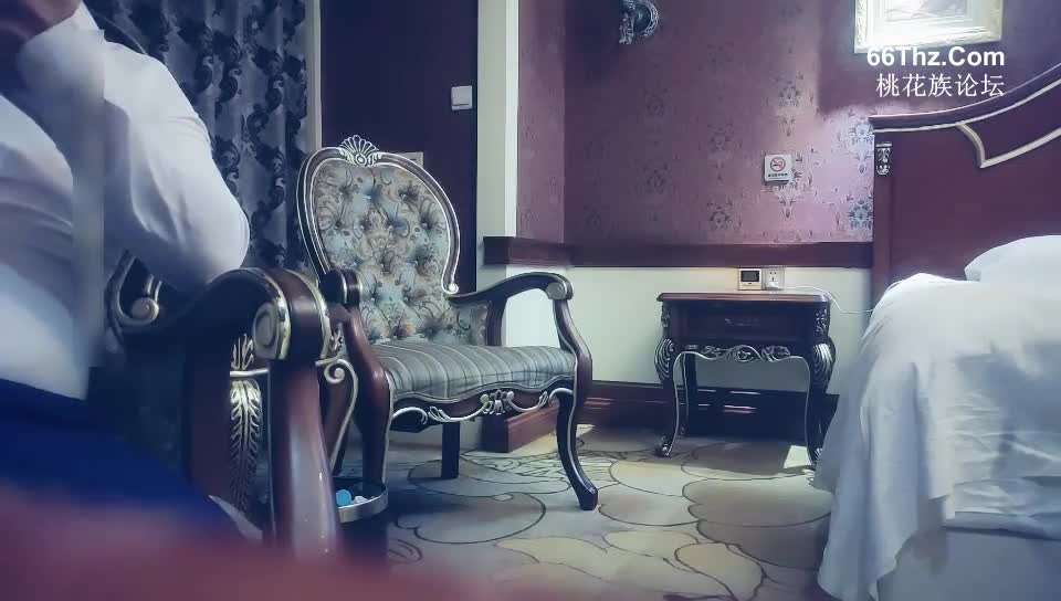 口爆骚劲十足的御姐