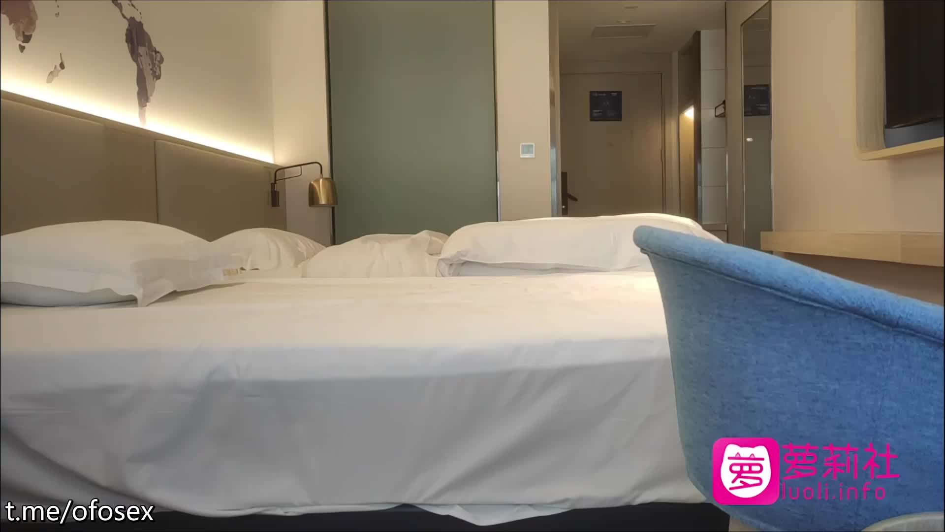 高端外围女探花阿刚 酒店约炮明星颜值刚下海不久的美臀细腰纯欲小网红各种姿势草绿帽人妻