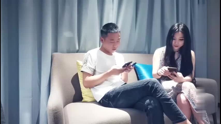 新婚少妇说：没事出来做,逼也爽了,钱也赚了一夜情小姐姐