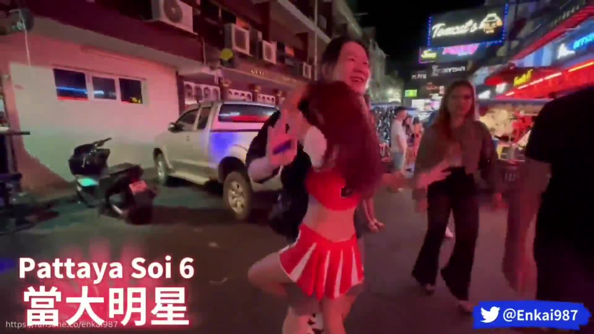 【#走马探花】走马探全球大神【恩凱enkai987】肉战号称泰国最骚的女子Mimie大神与骚婊55开吧，事后国语对话谈谈感受探花精选