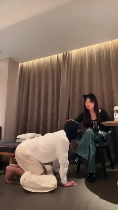 2048.hk@子熙TJ：暴力耳光开发纯情小奶狗