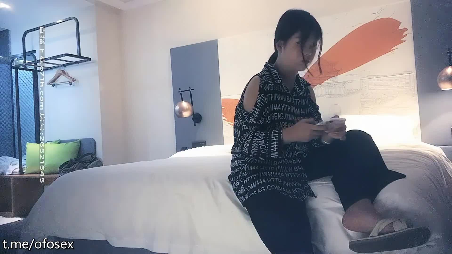 【#91沈先生探花】最近追求原生态00后，找了几个小嫩妹，挑中个乖巧听话，水多穴紧听话任意玩爆菊肛交