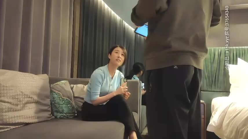 步宾探花 蓝衣长相甜美妹子