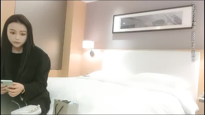 上海滩顶级尤物，祝晓晗同款脸蛋，魔鬼身材，4500一炮，老李御用探花，销魂体验，欲罢不能。#上海 #探花 #极品