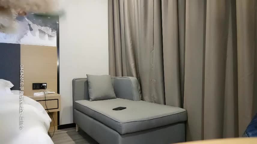 极品美模名媛 牛仔长靴清纯妹子，直接在沙发被干的嗷嗷叫【主要信息】#探花 #偷拍 #嫩模反差学生福利