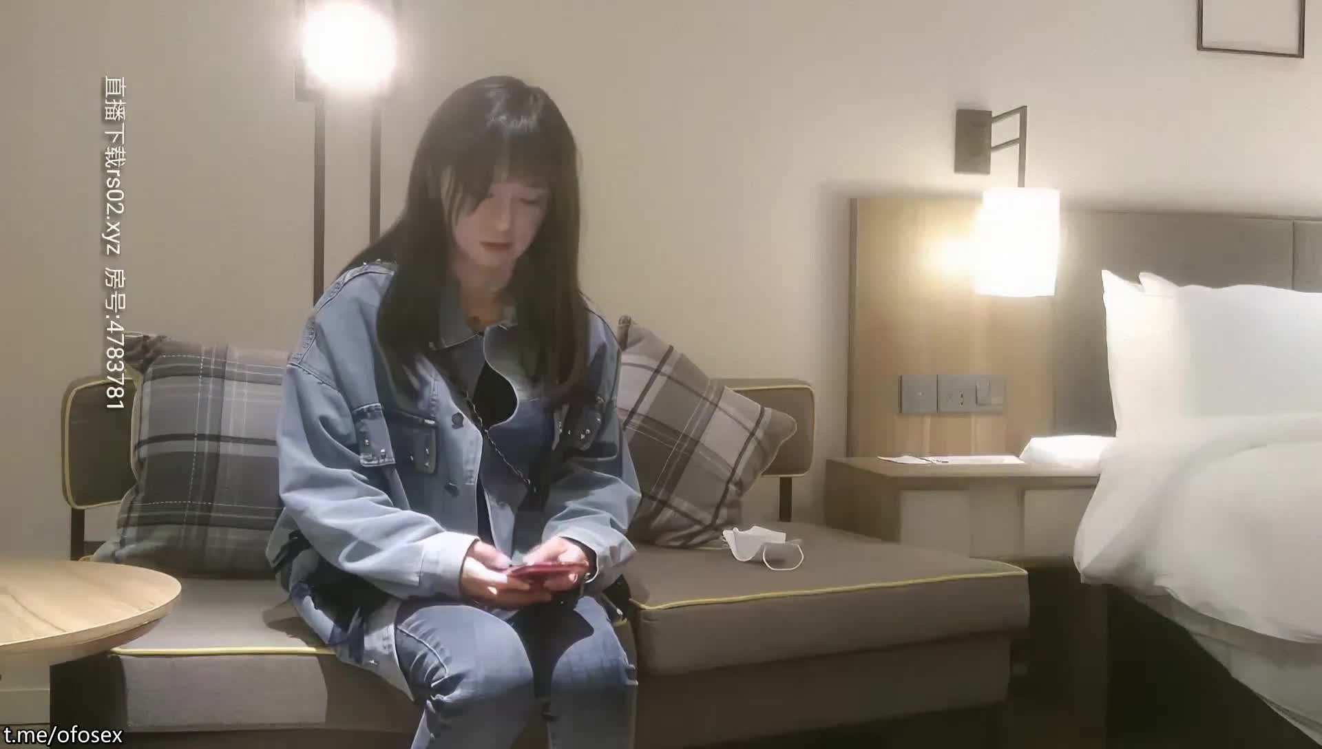 【#雀儿满天飞】高颜值外围女神13酒店偷拍