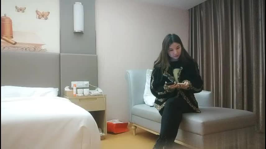 干劲利速 纯欲天花板，肤白貌美尤物佳人【电报全能搜索】 丨 【老色批交流群】丨【吃瓜中心】   【网红福利】AIBox新增特效-乳交特效-上传照片一键生成