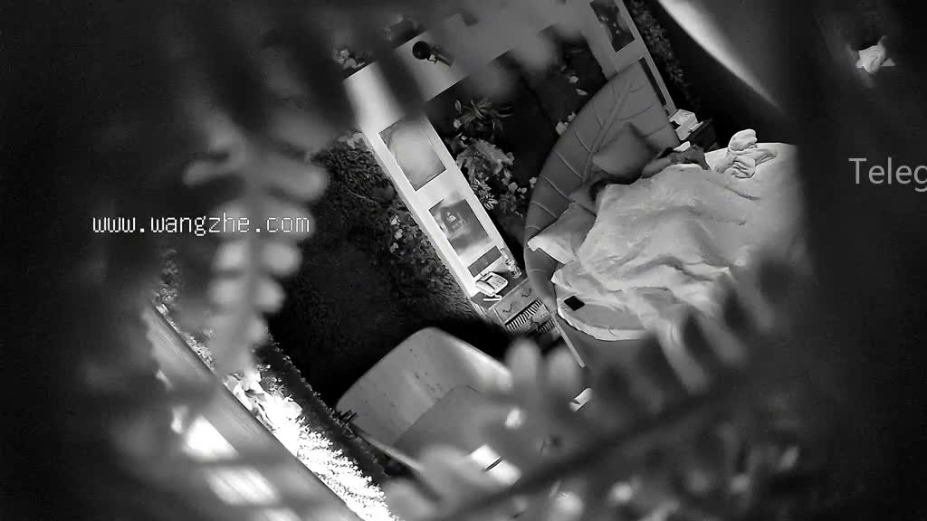 #偷窥酒店偷窥第三视角#偷情隔壁老王来偷家了极品少妇 咣咣就是干少妇就是好啊 内射都没关系