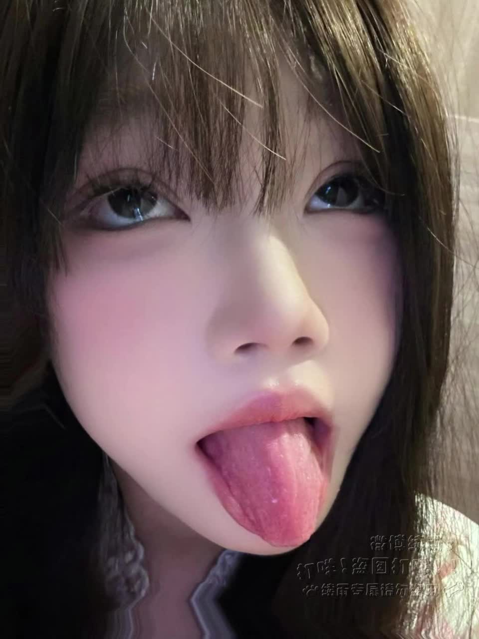 #续雨 #微密圈 #萝莉 #福利姬 高颜值美女网红金主定制裸舞丝足诱惑评论区观看合集️️️