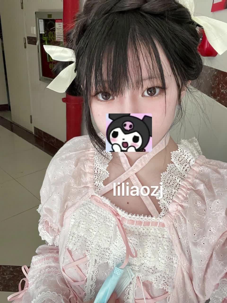 #糯米兔 #萝莉 #反差 #母狗 推特短发嫩妹小萝莉 巨乳眼镜妹 口爆乳推骑乘位被金主调教评论区观看合集️️️