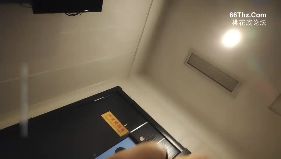 《伟哥探花03-23高档会所玩一条龙》