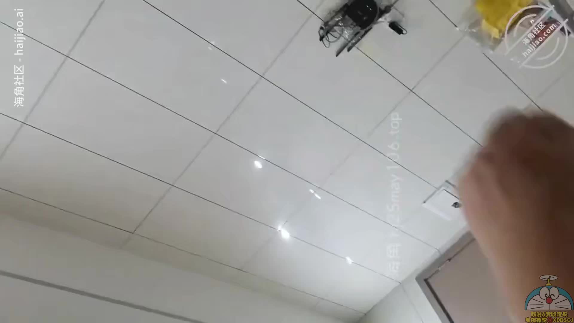 #海角社区 #妈妈少妇人妻爱好者幼儿园老师3老师趁同事不在带我去她家做爱