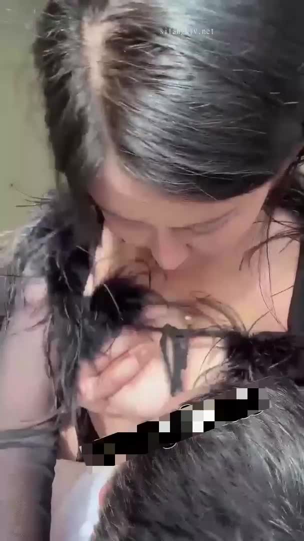 #反差 #福利抖音巨乳模特 反差婊母狗 李雅评论区拿资源
