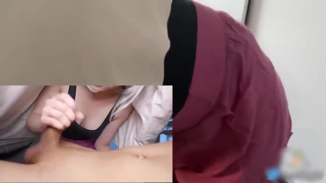 #国产 #无码 #口交 #深喉 #内射 推特网红柚子猫扮女仆，e还当小母狗被铐起来口爆