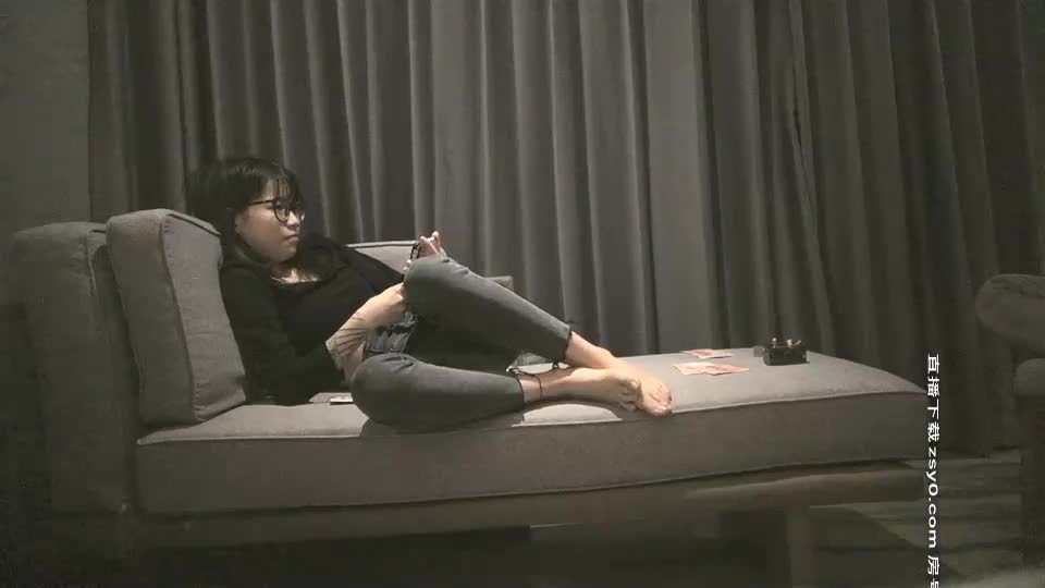 9@1@沈@先@生@探@花@约@了@个@满@背@纹@身@眼@镜@妹@子@啪@啪@,@近@距@离@特@写@口@交@后@入@抬@腿@侧@入@大@力@猛@操