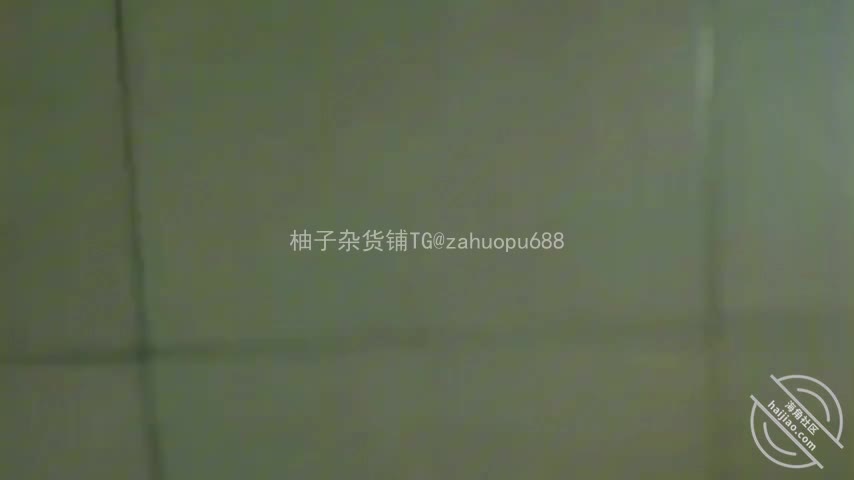 #断腿哥爱乱伦真实破处乱伦一部苹果13拿下处女侄女，死活不同意。要操时都吓哭了-断腿哥爱乱伦#海角社区 #真实剧情 #乱伦