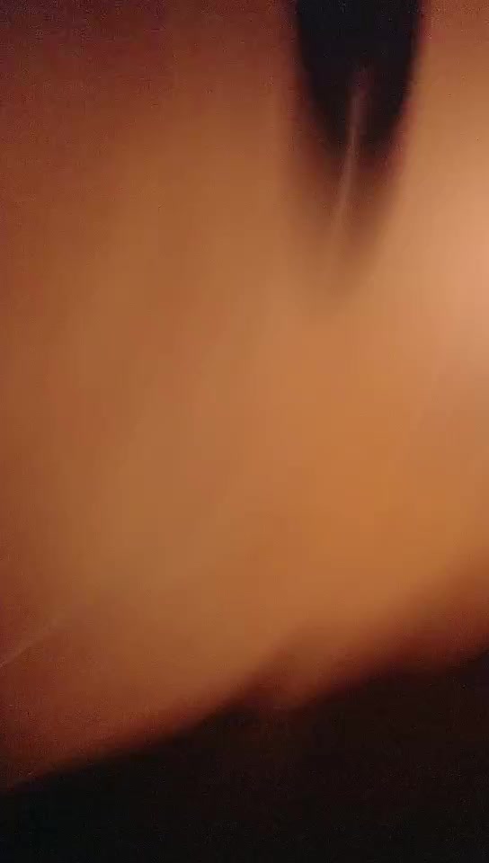 #少妇 #偷情   偷情，酒店操少妇，舔屌口交活很不错，69姿势揉奶子丝袜撕裆 ，翘起大屁股后入撞击猛顶，体验感满足什么姿势都能满足你