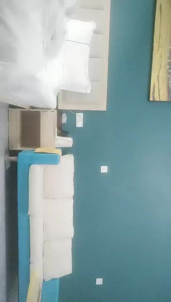 #少妇 #出轨    出轨，酒店约炮小少妇，乖巧可爱，清纯温柔，猛男蹂躏小花朵，舌吻啪啪，今夜不虚度，非常刺激的体验舒服