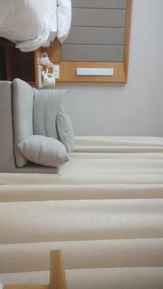 #少妇 #出轨    出轨，甜美温婉小少妇，性爱百科全书，各种姿势大屌猛插彻底征服，直接高潮