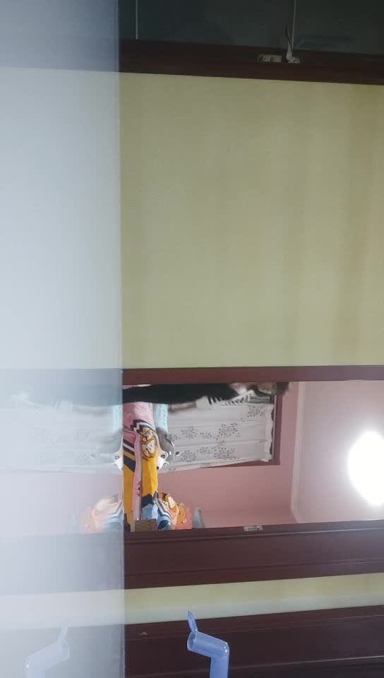 #少妇 #偷情   偷情，约良家少妇，居家操逼，被窝里正入抽插，主动骑乘骚浪淫叫，很爽的样子一直呻吟嗯嗯，直接高潮