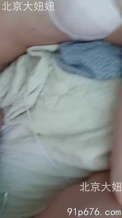 安徽淮南再战反差婊小护士，真实，皮肤白嫩，逼逼超紧！叫声可射！逼逼粉