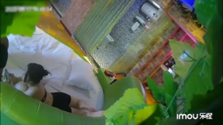 酒店偷拍极品女神级美女被屌高音量呻吟颜之身材气质一绝