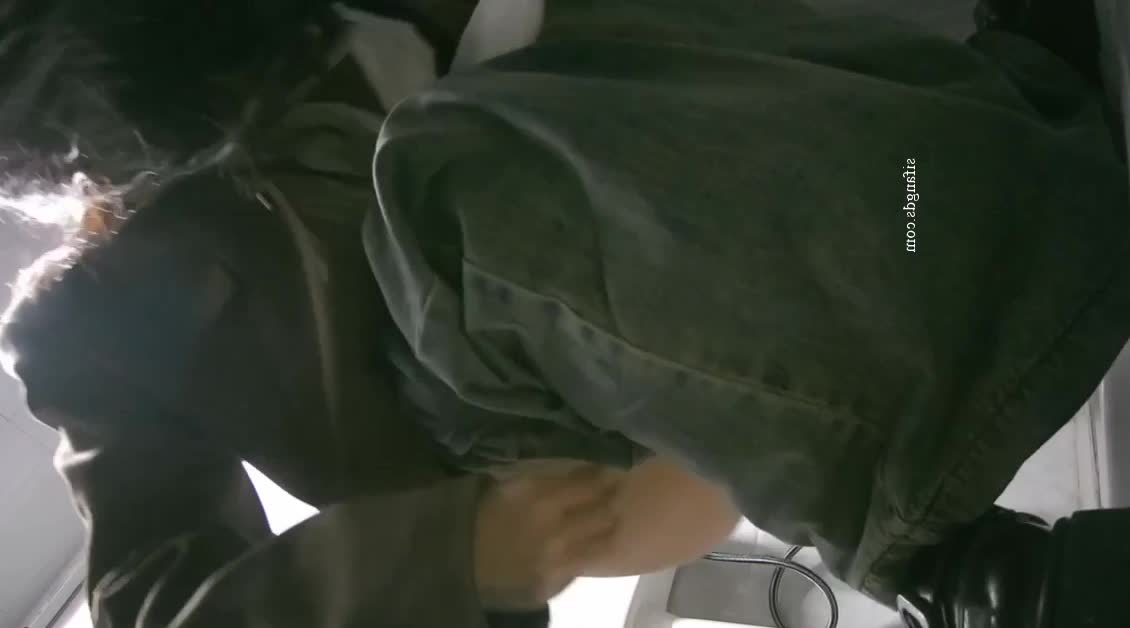 2048.vip-大神潜入商场女厕近距离观察多位小姐姐的各种嫩鲍鱼